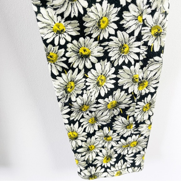Seven 7 For All Mankind Skinny Jeans Black Daisy Floral Jeans Size 24 Stretchy - Picture 3 of 11